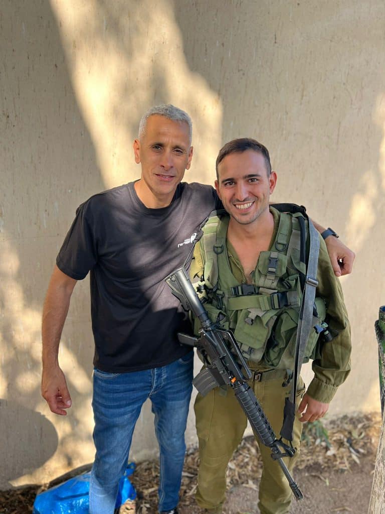 חיילים בודדים